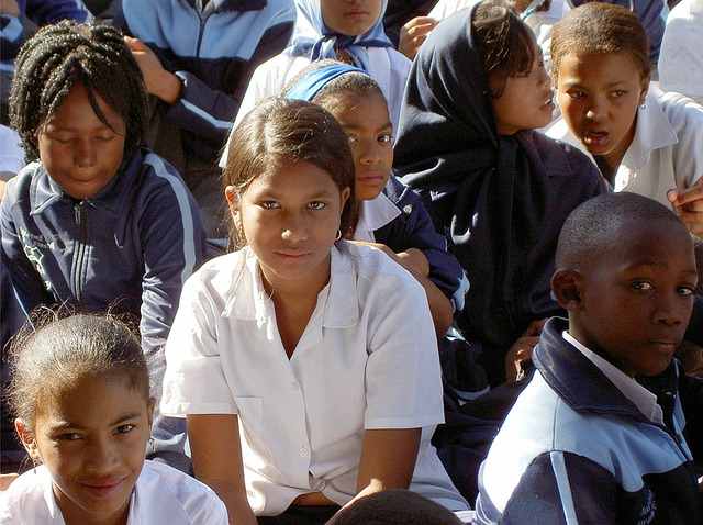 Niños en la escuela